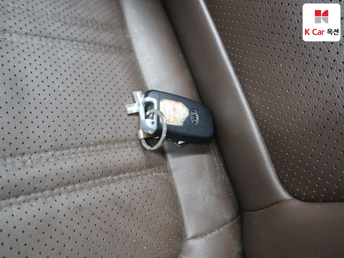 كيا سورينتو 2011 - صورة 18