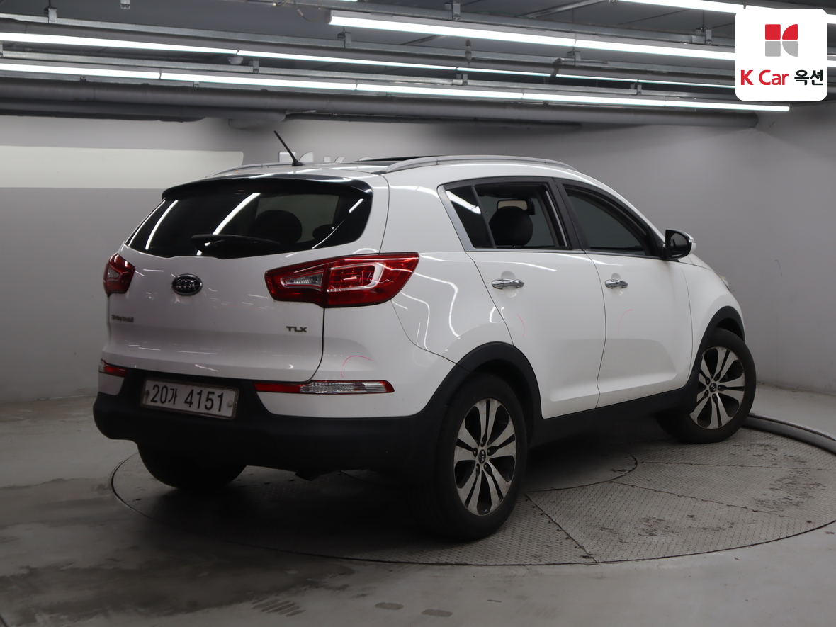 Kia Sportage 2011 - Image 2