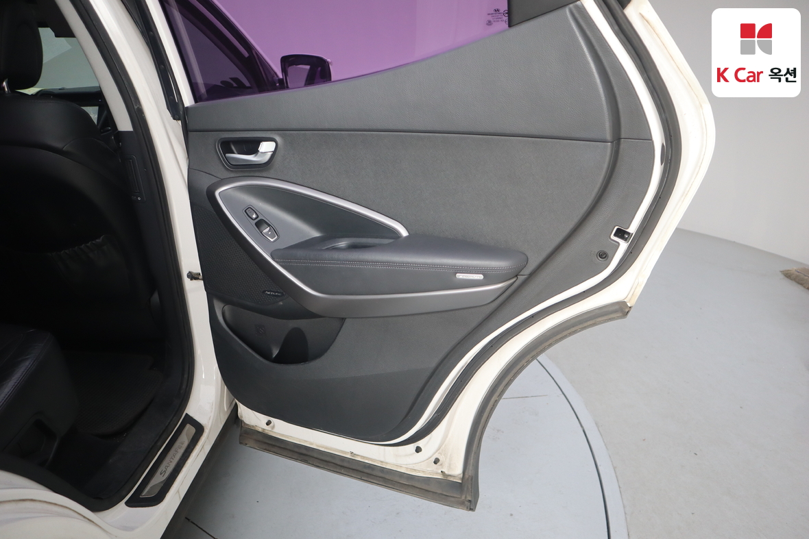 هيونداي سانتافي 2013 - صورة 28