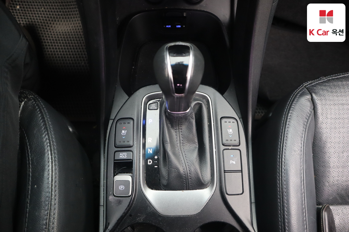 هيونداي سانتافي 2013 - صورة 16