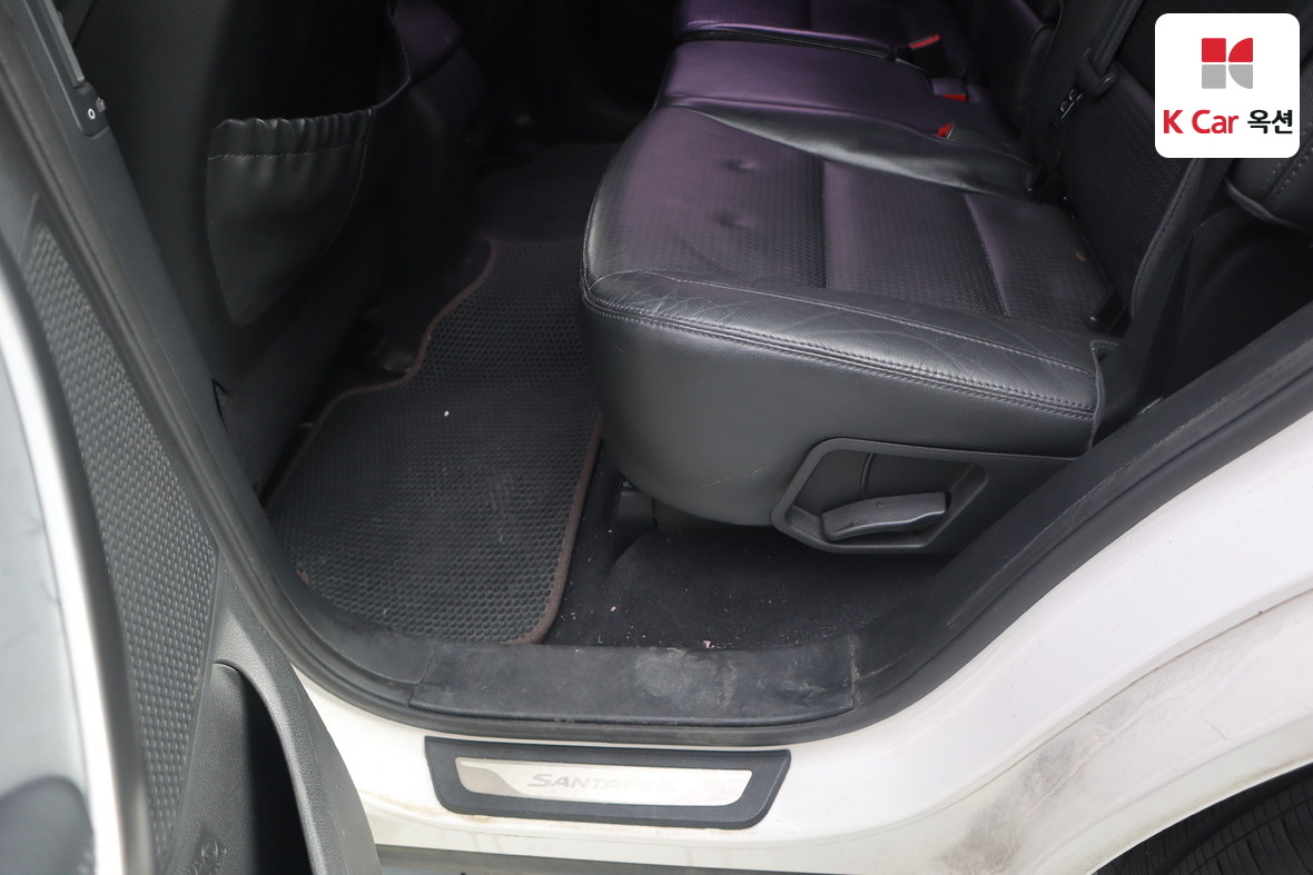 هيونداي سانتافي 2013 - صورة 22