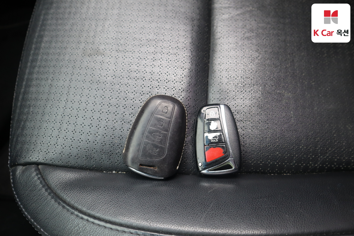 هيونداي سانتافي 2013 - صورة 17