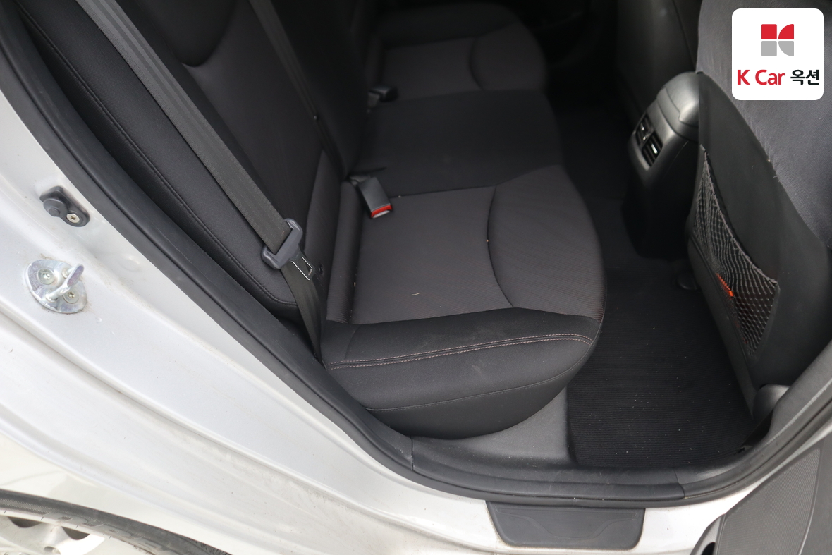 هيونداي إلانترا 2016 - صورة 25