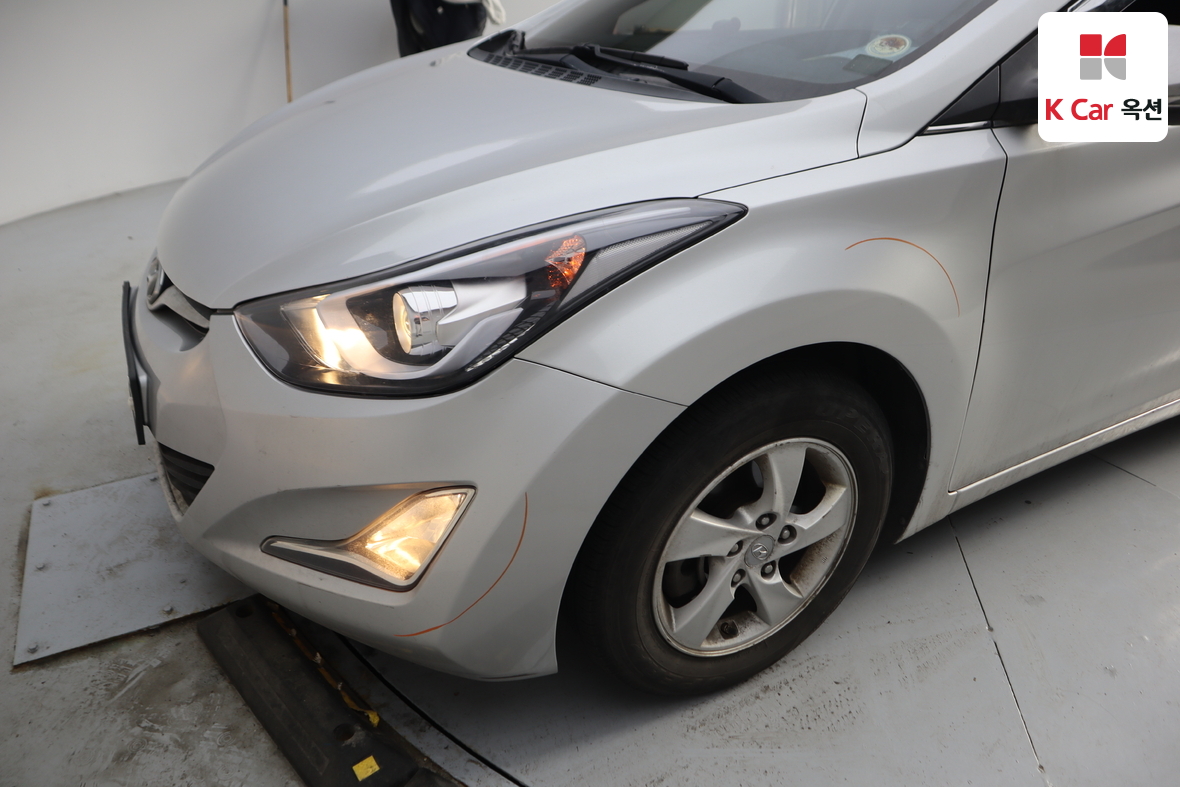 هيونداي إلانترا 2016 - صورة 36