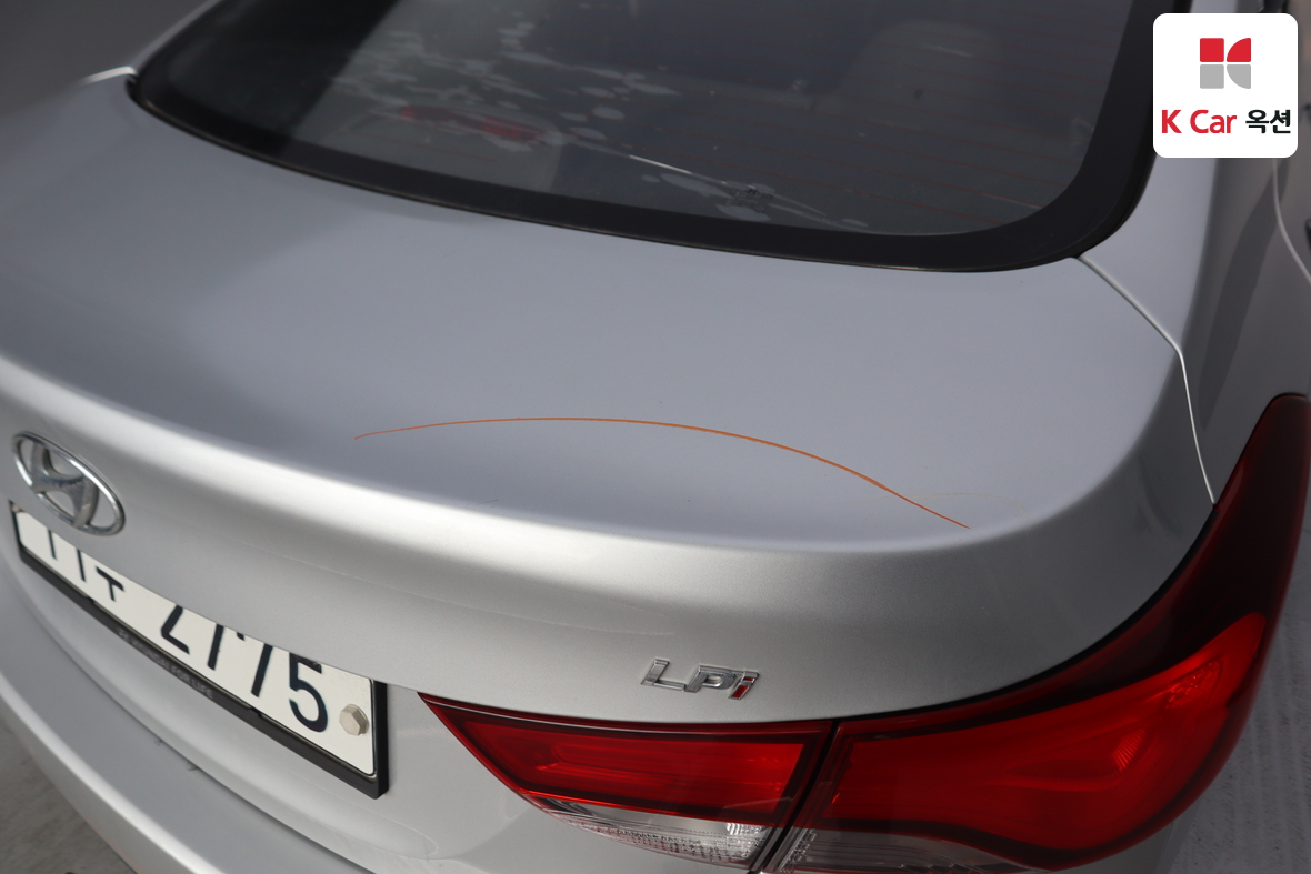 هيونداي إلانترا 2016 - صورة 32