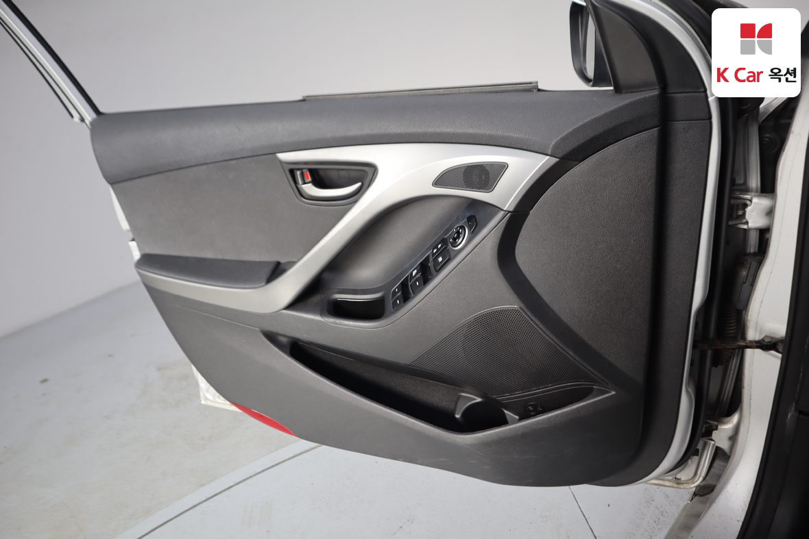 هيونداي إلانترا 2016 - صورة 8