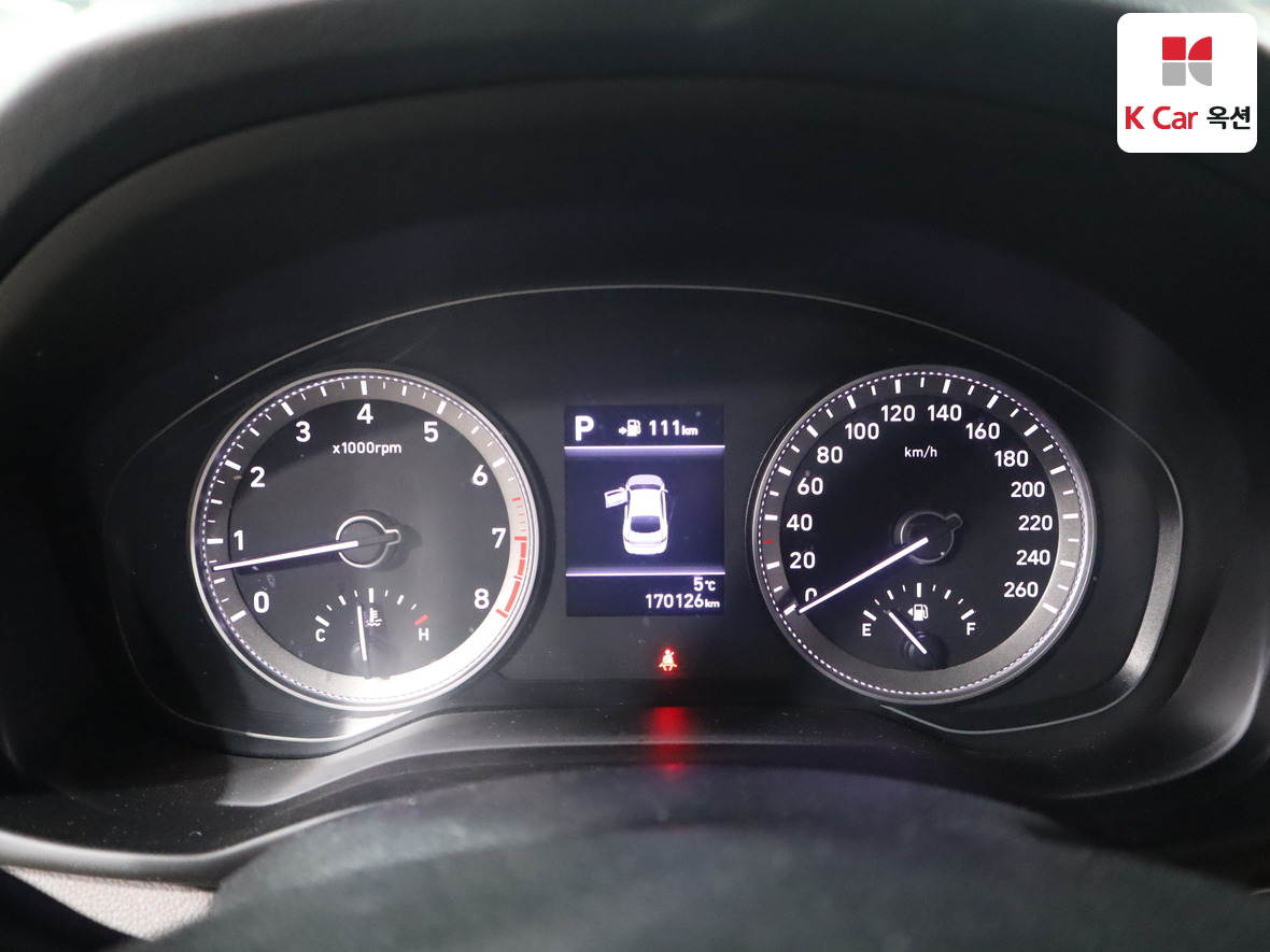 Hyundai AZERA 2019 - Image 5