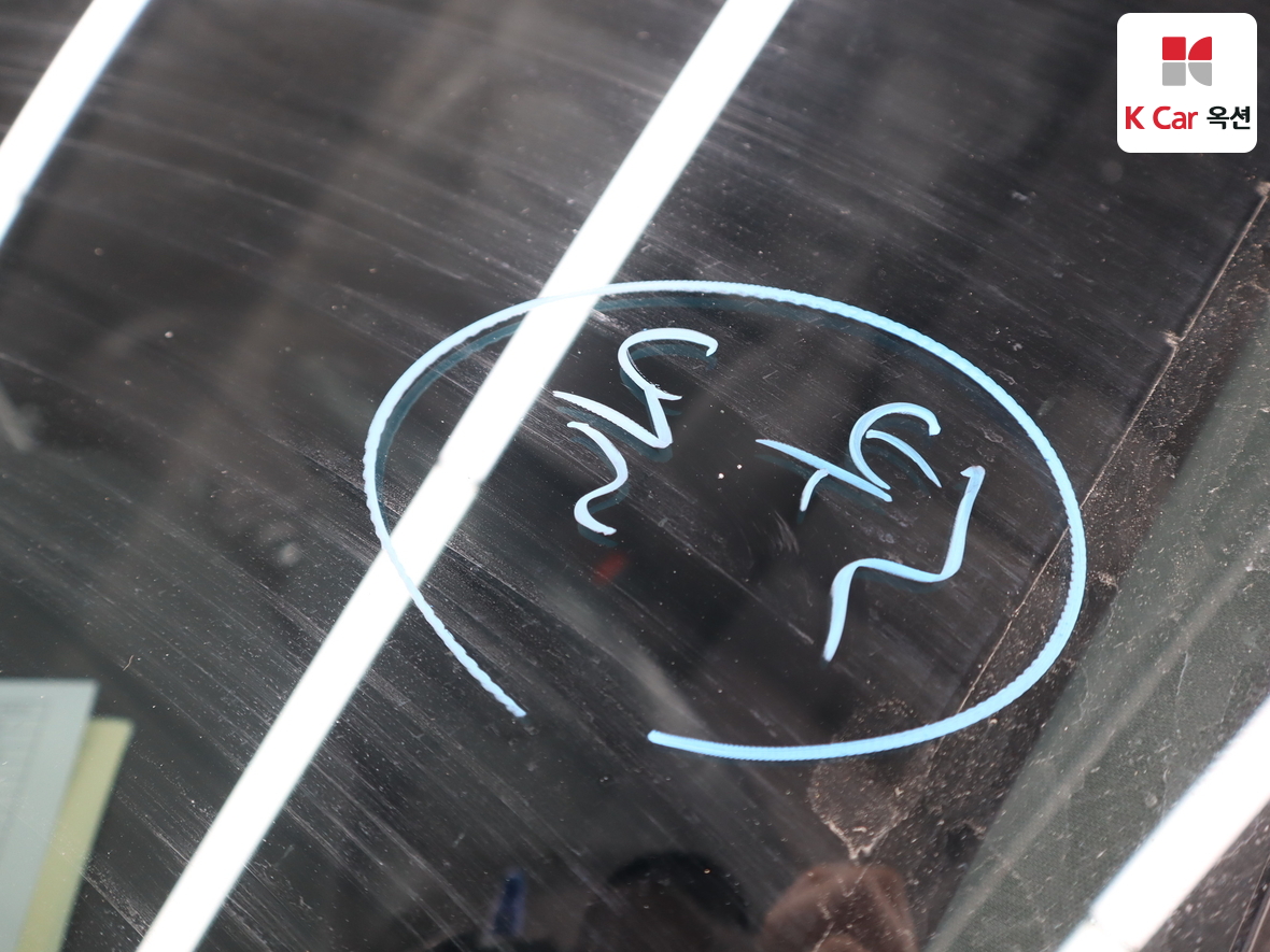 Hyundai AZERA 2019 - Image 32