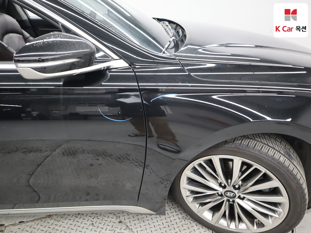 Hyundai AZERA 2019 - Image 39