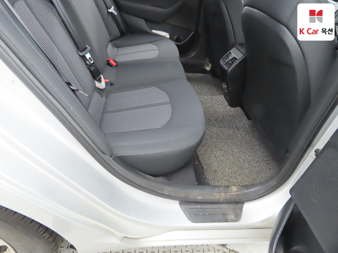 هيونداي سوناتا 2015 - صورة 26