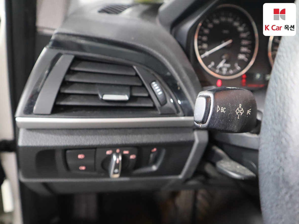 بي إم دبليو الفئة 1 2014 - صورة 9