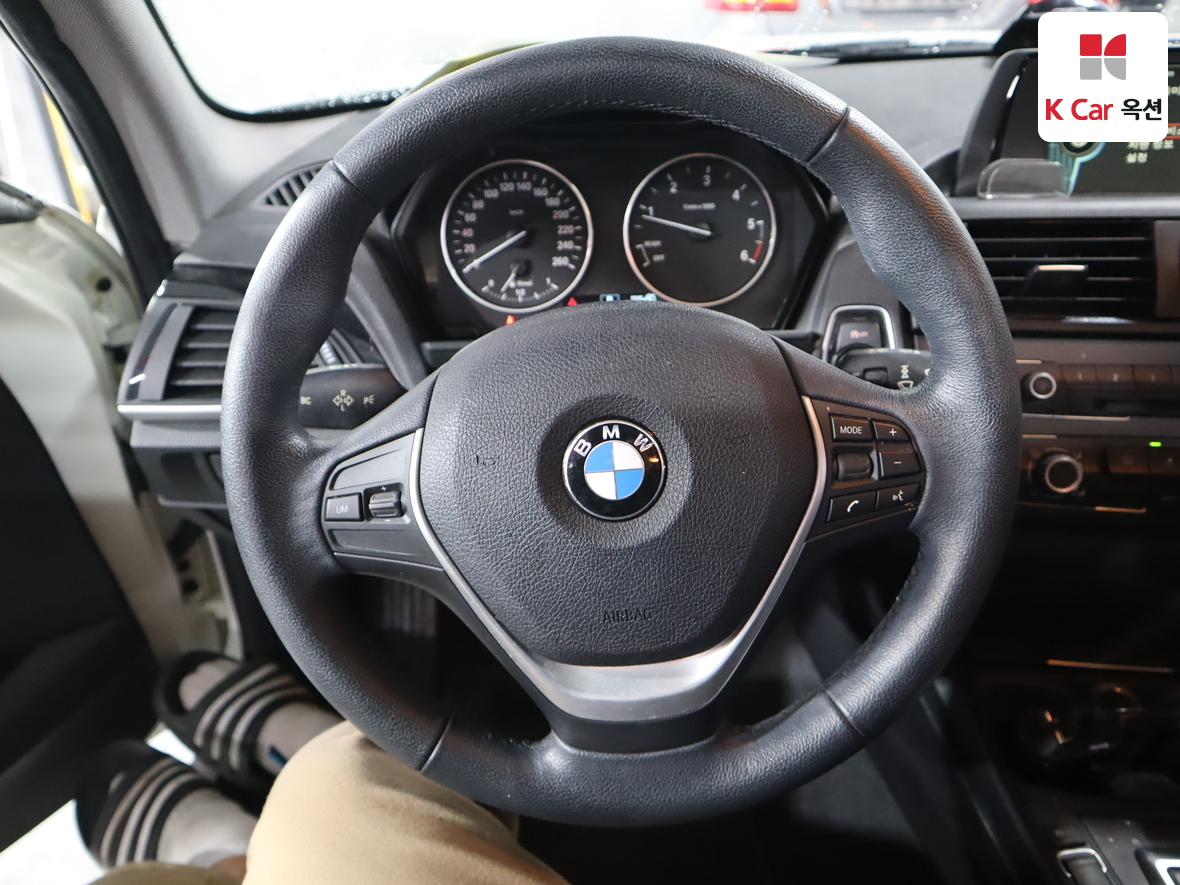 بي إم دبليو الفئة 1 2014 - صورة 10