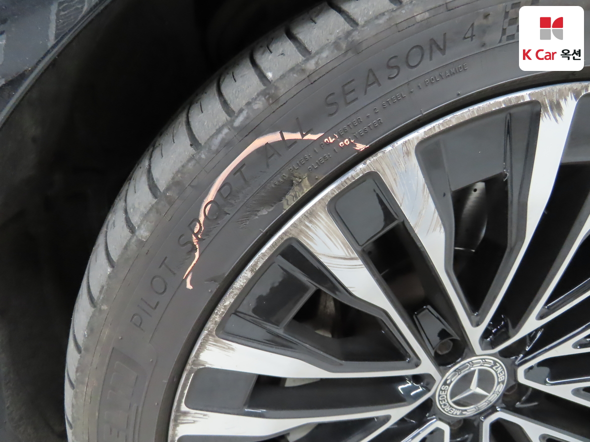 مرسيدس بنز إس كلاس 2021 - صورة 43