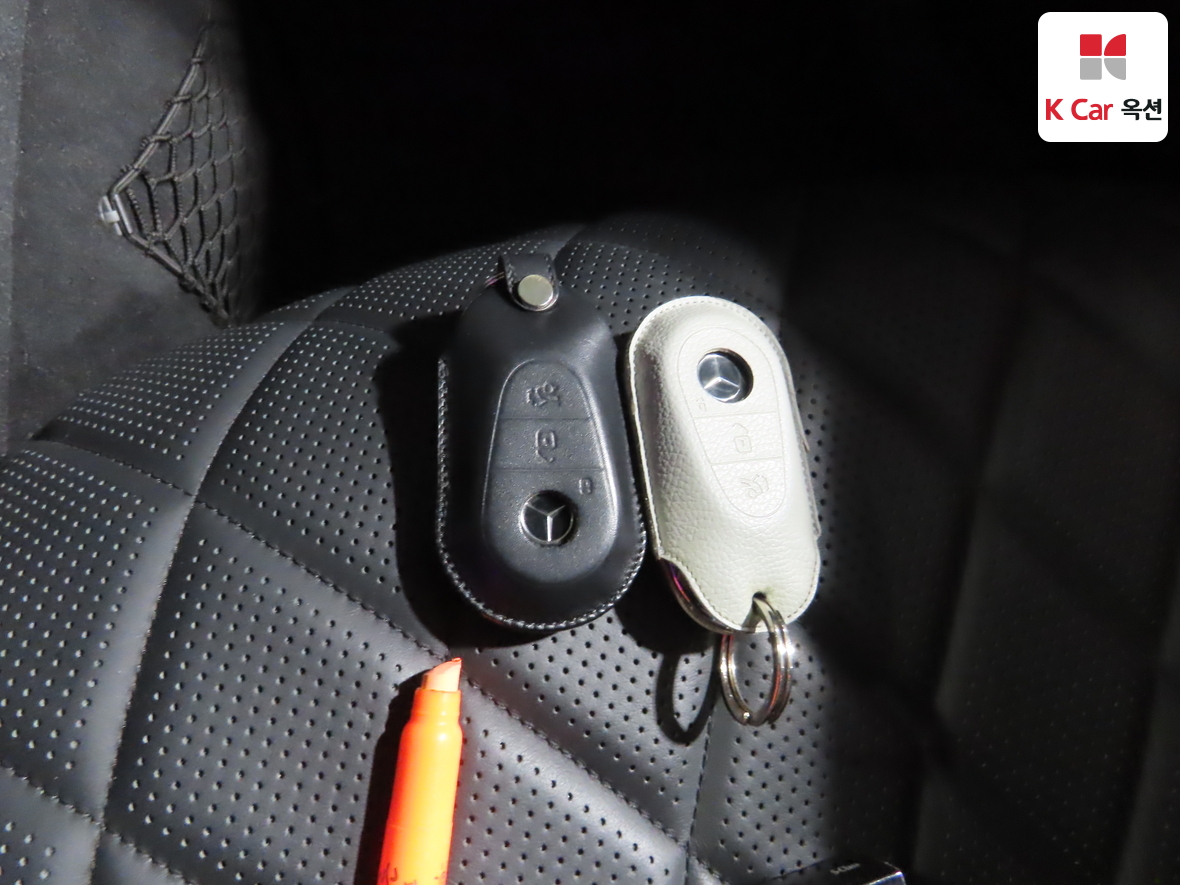 مرسيدس بنز إس كلاس 2021 - صورة 17