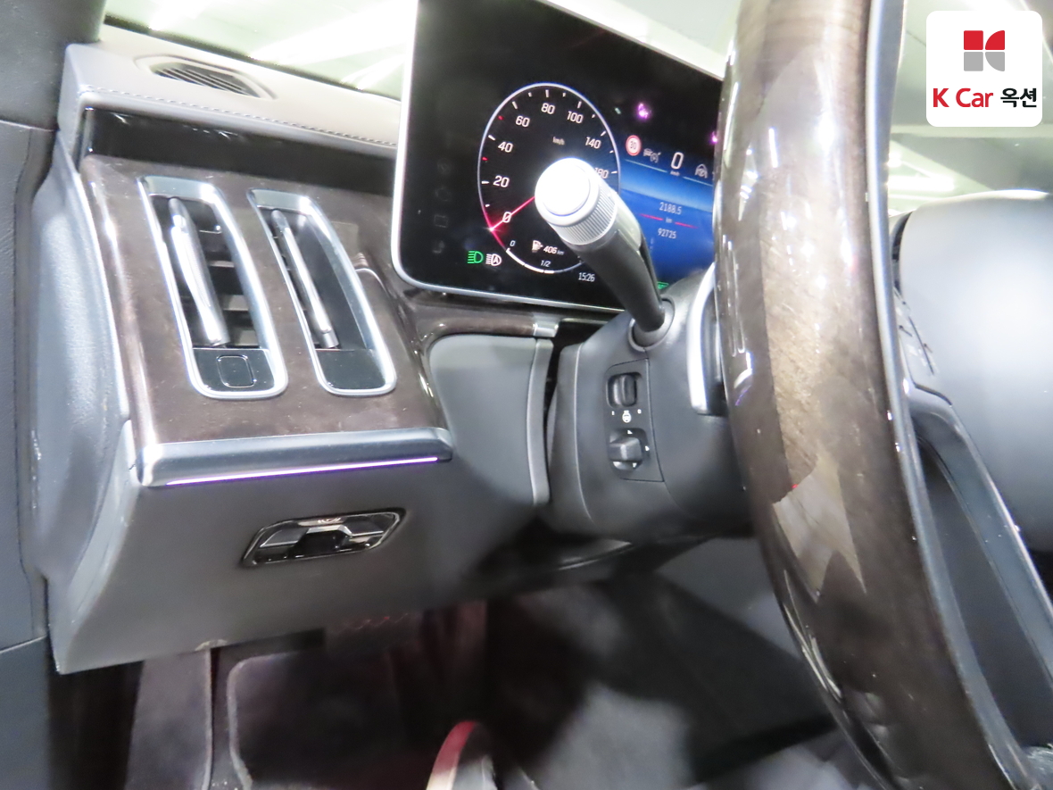 مرسيدس بنز إس كلاس 2021 - صورة 9