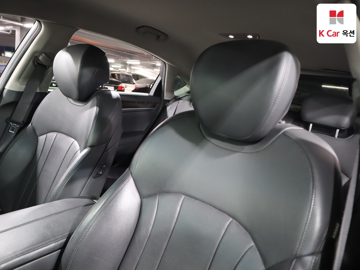 Genesis G80 - 19