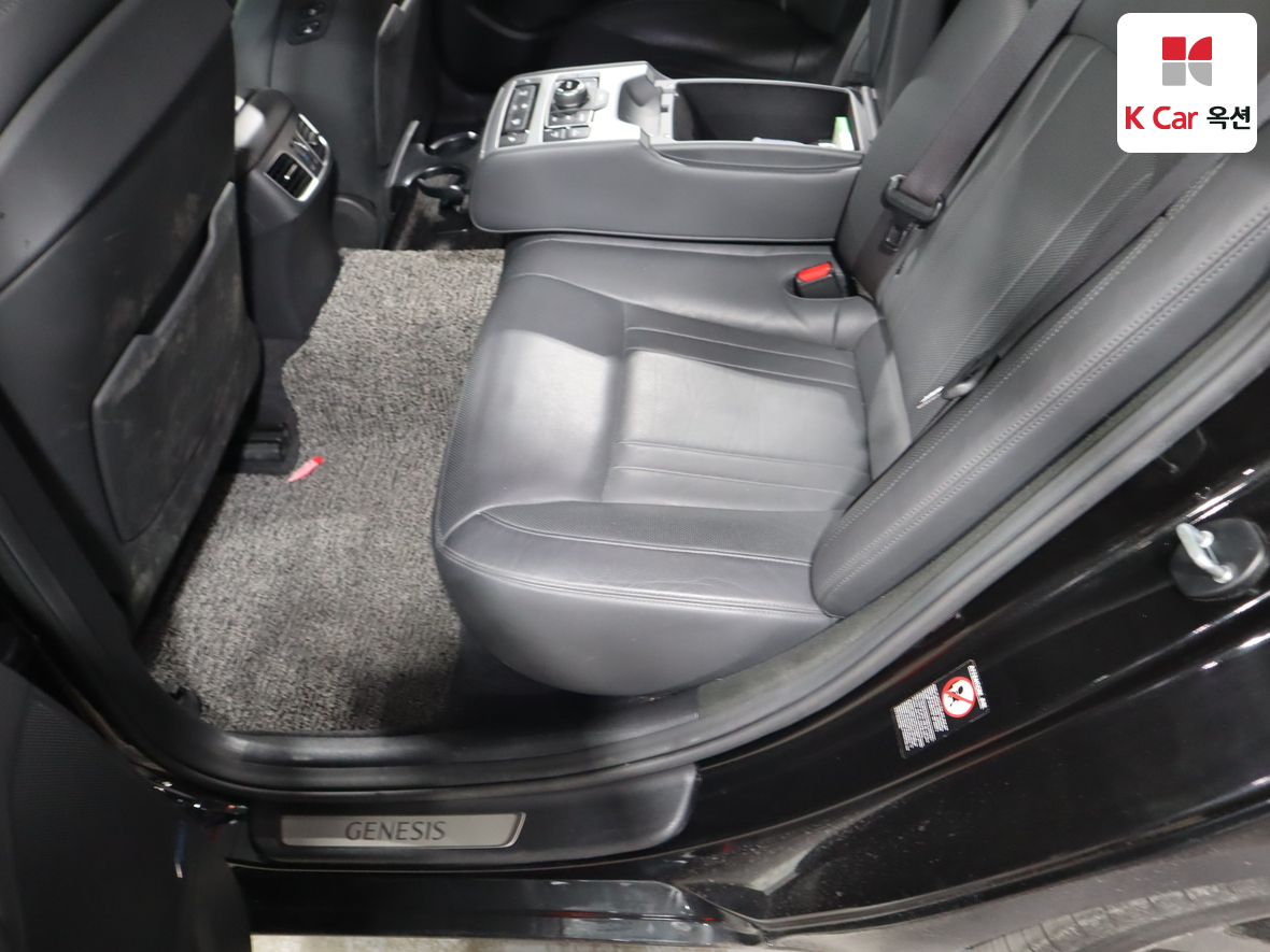 Genesis G80 - 22
