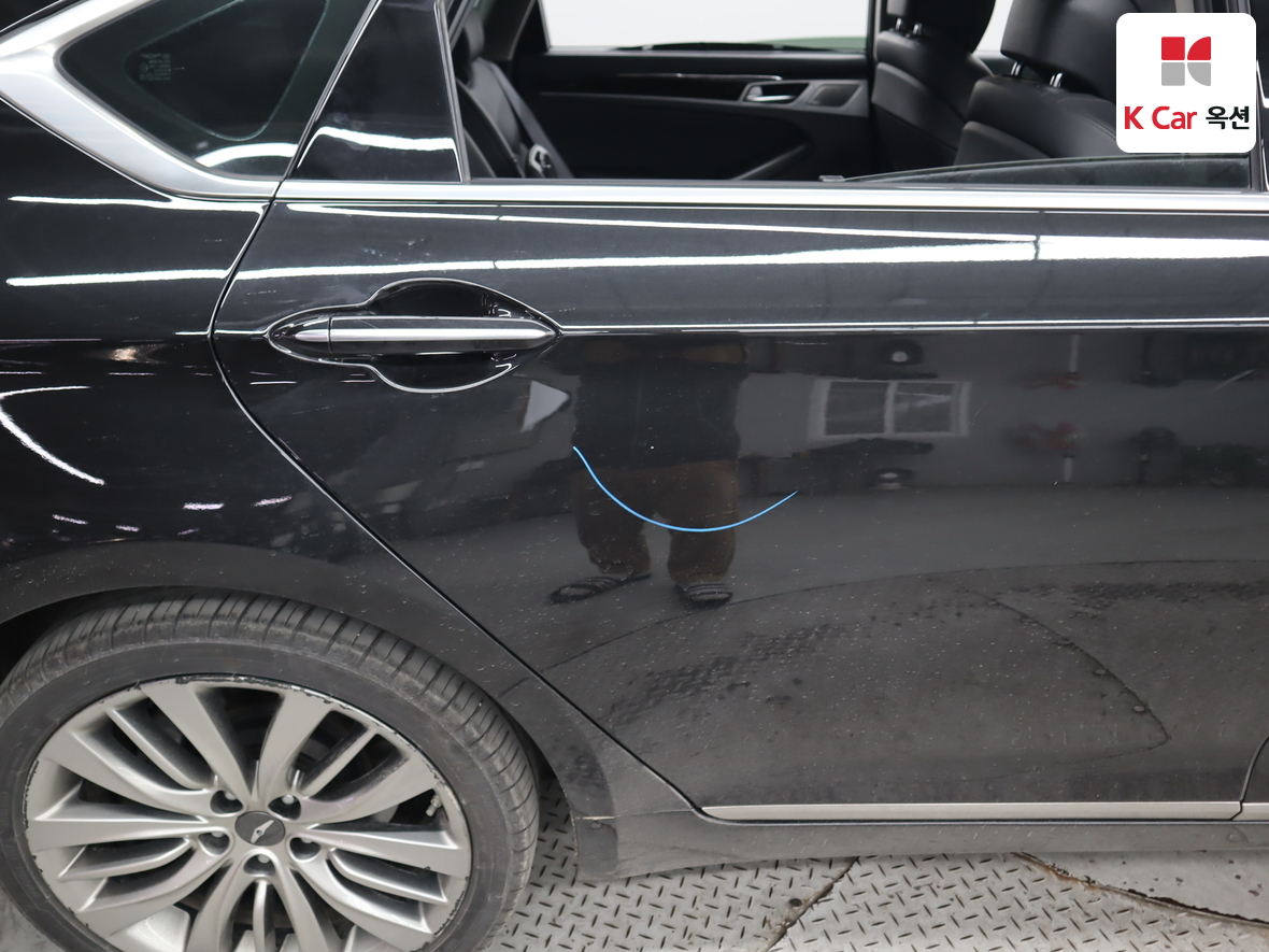 Genesis G80 - 38