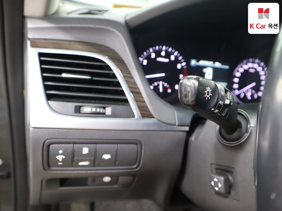 Genesis G80 - 9