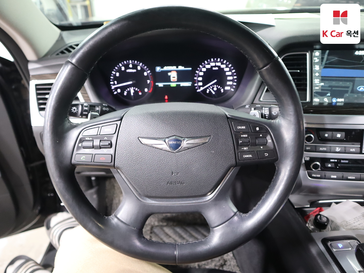 Genesis G80 - 10