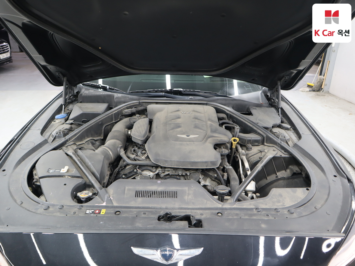 Genesis G80 - 32