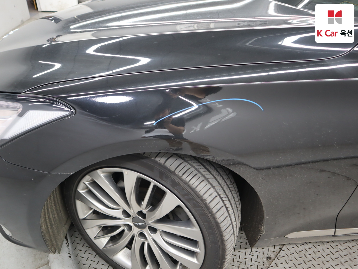 Genesis G80 - 36