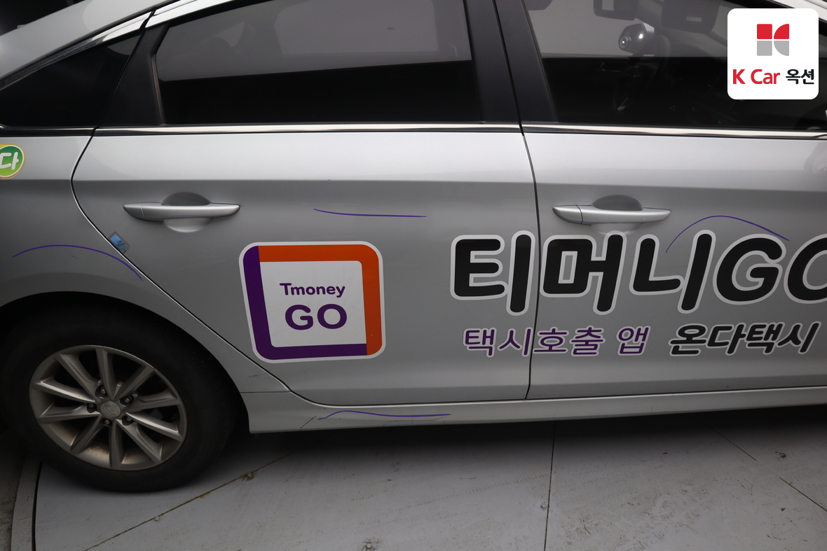 Hyundai Sonata 2019 - Image 38