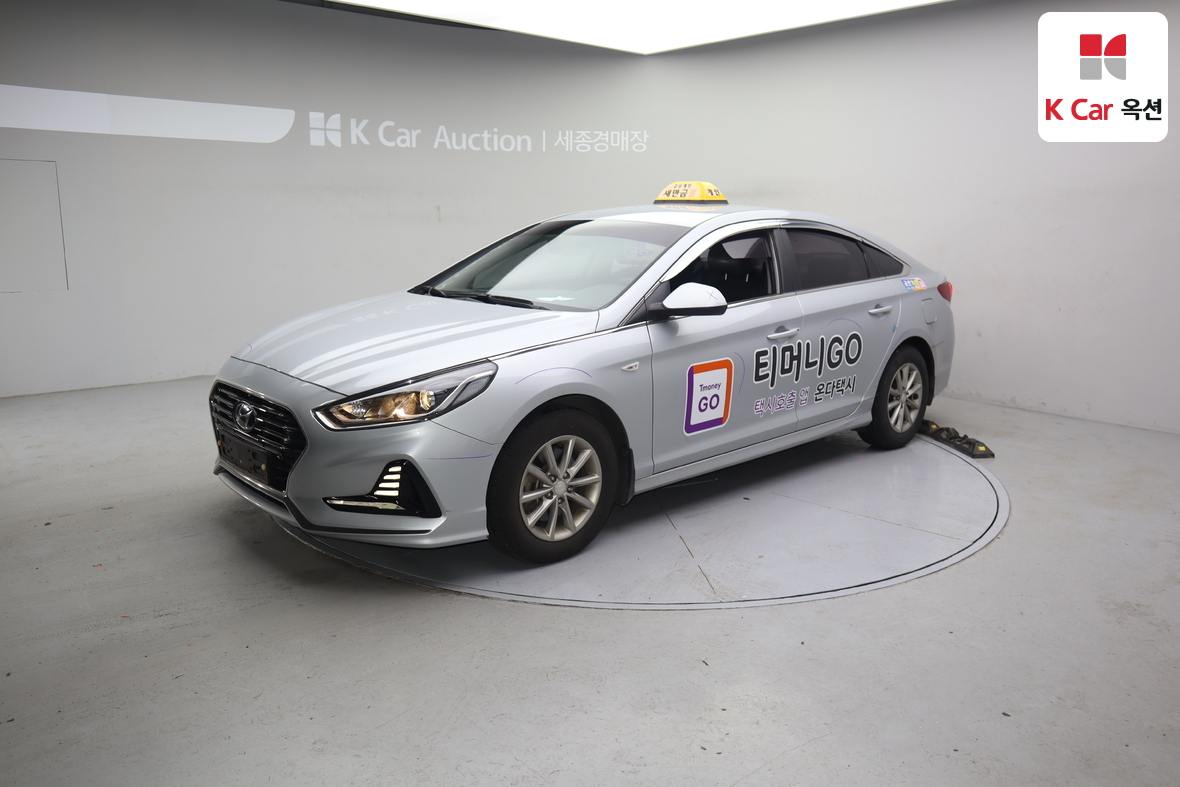 Hyundai Sonata 2019 - Image 1