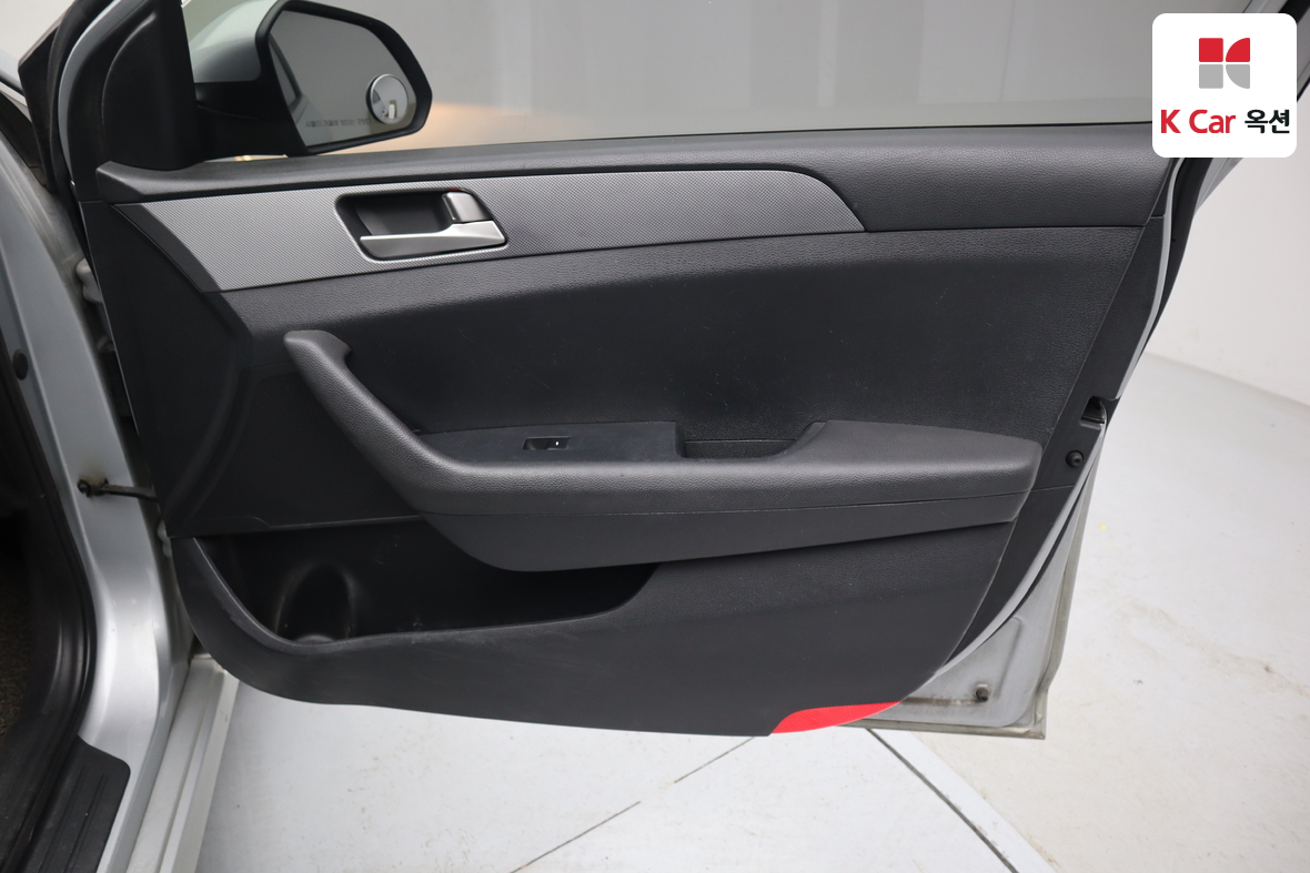 Hyundai Sonata 2019 - Image 27