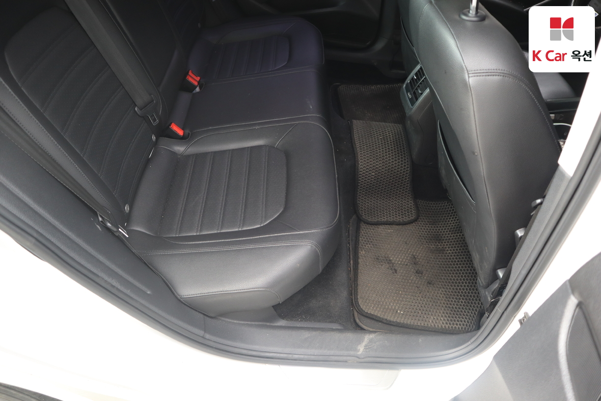 Volkswagen Passat 2015 - Image 29