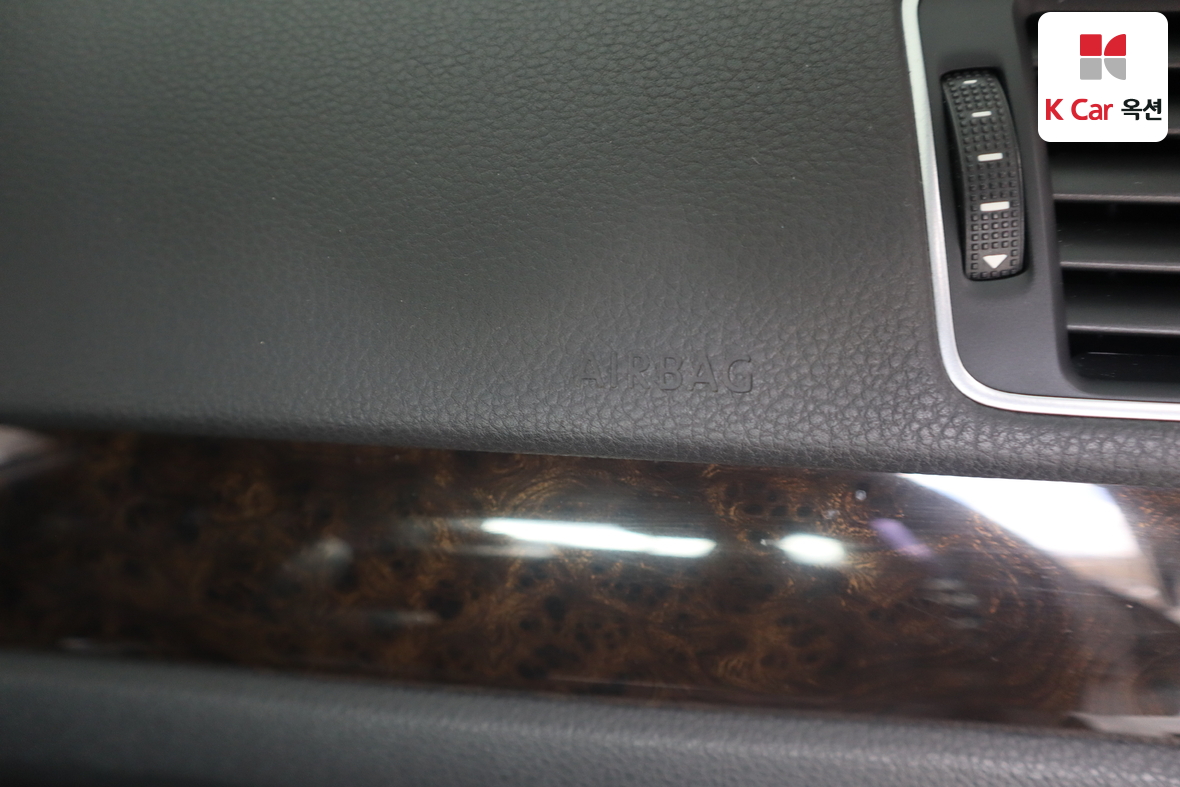 Volkswagen Passat 2015 - Image 32