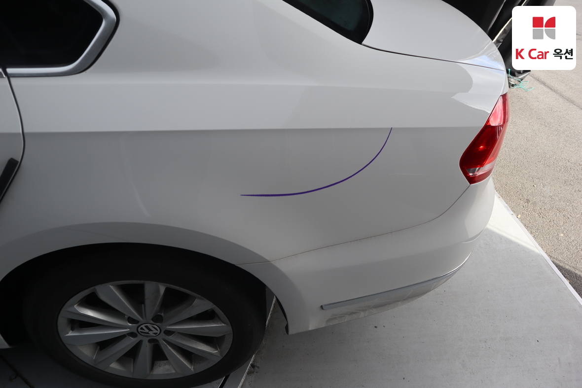 Volkswagen Passat 2015 - Image 42