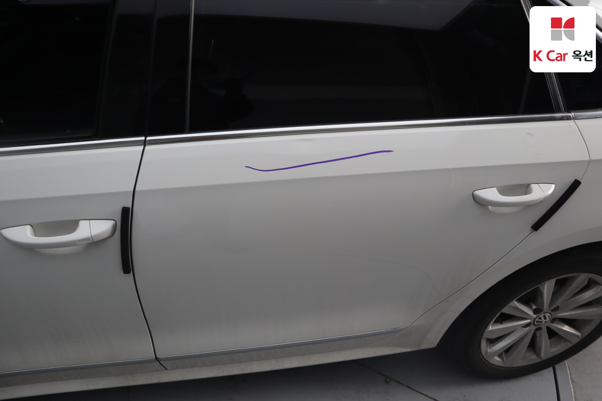 Volkswagen Passat 2015 - Image 41