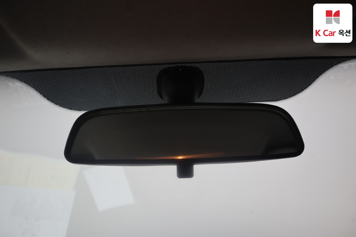 Hyundai Grand Starex 2012 - Image 12