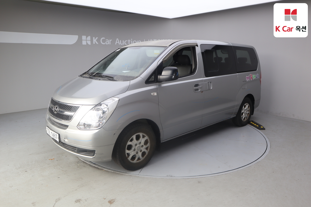 Hyundai Grand Starex 2012 - Image 1