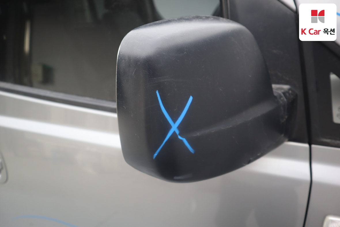 Hyundai Grand Starex 2012 - Image 39