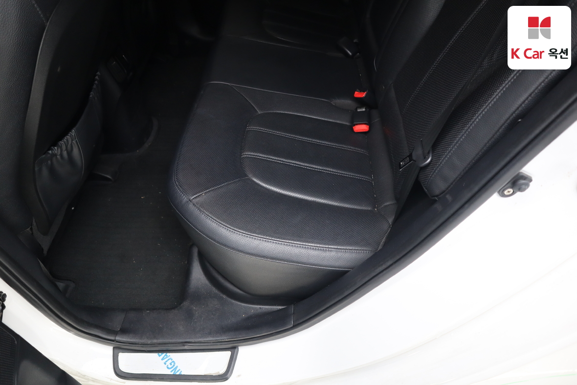 هيونداي توسان 2015 - صورة 21