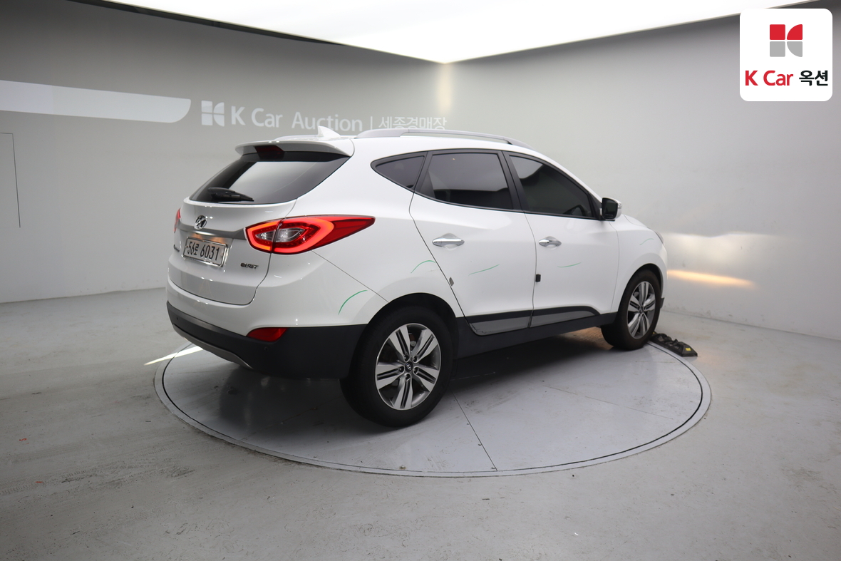 هيونداي توسان 2015 - صورة 2