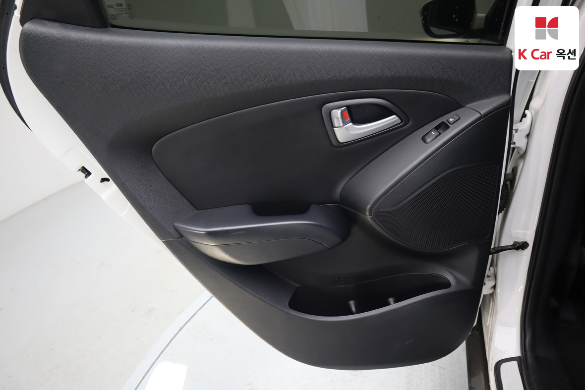 هيونداي توسان 2015 - صورة 20