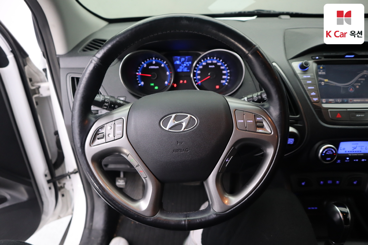 هيونداي توسان 2015 - صورة 10