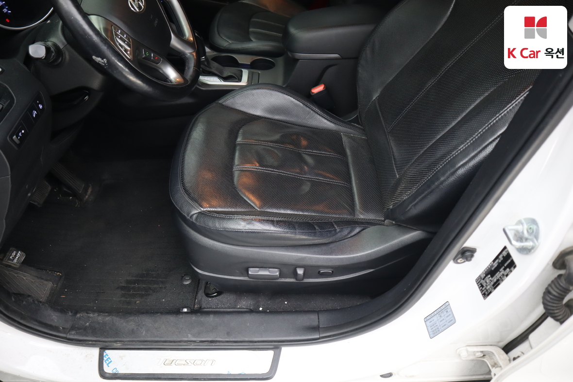 هيونداي توسان 2015 - صورة 18