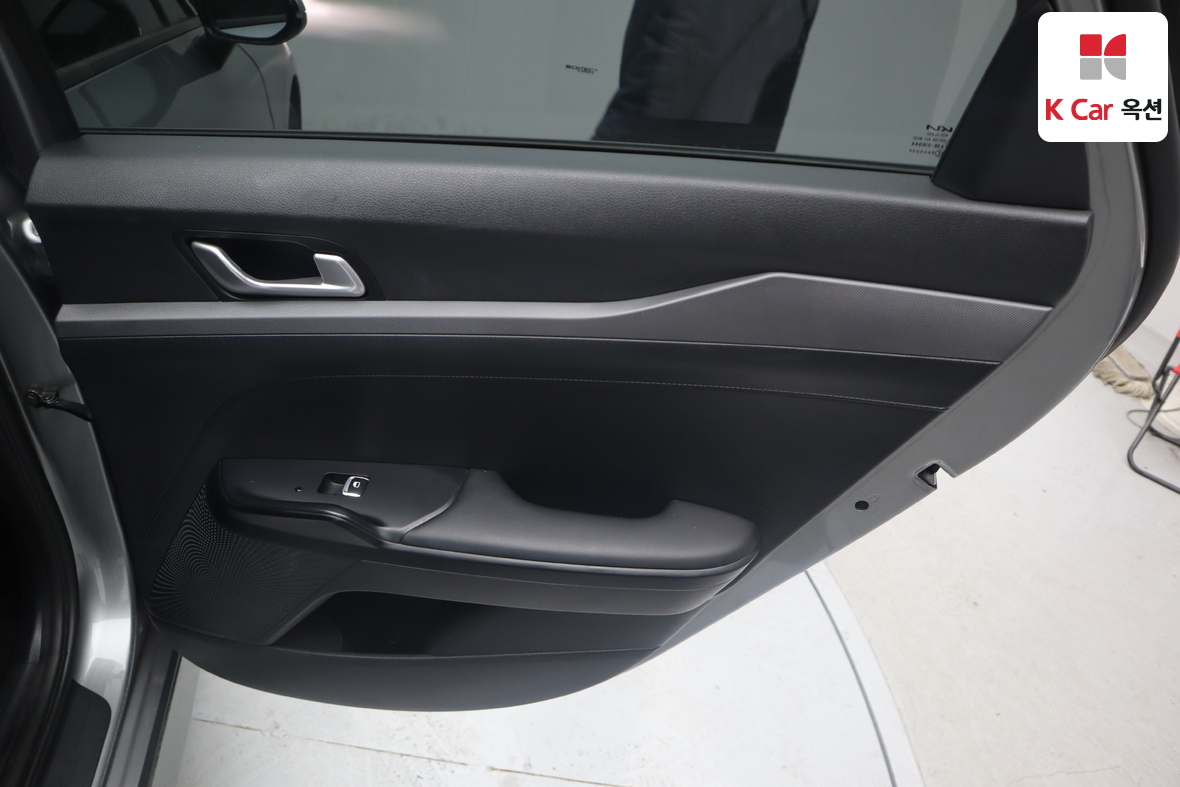 كيا K5 2023 - صورة 26