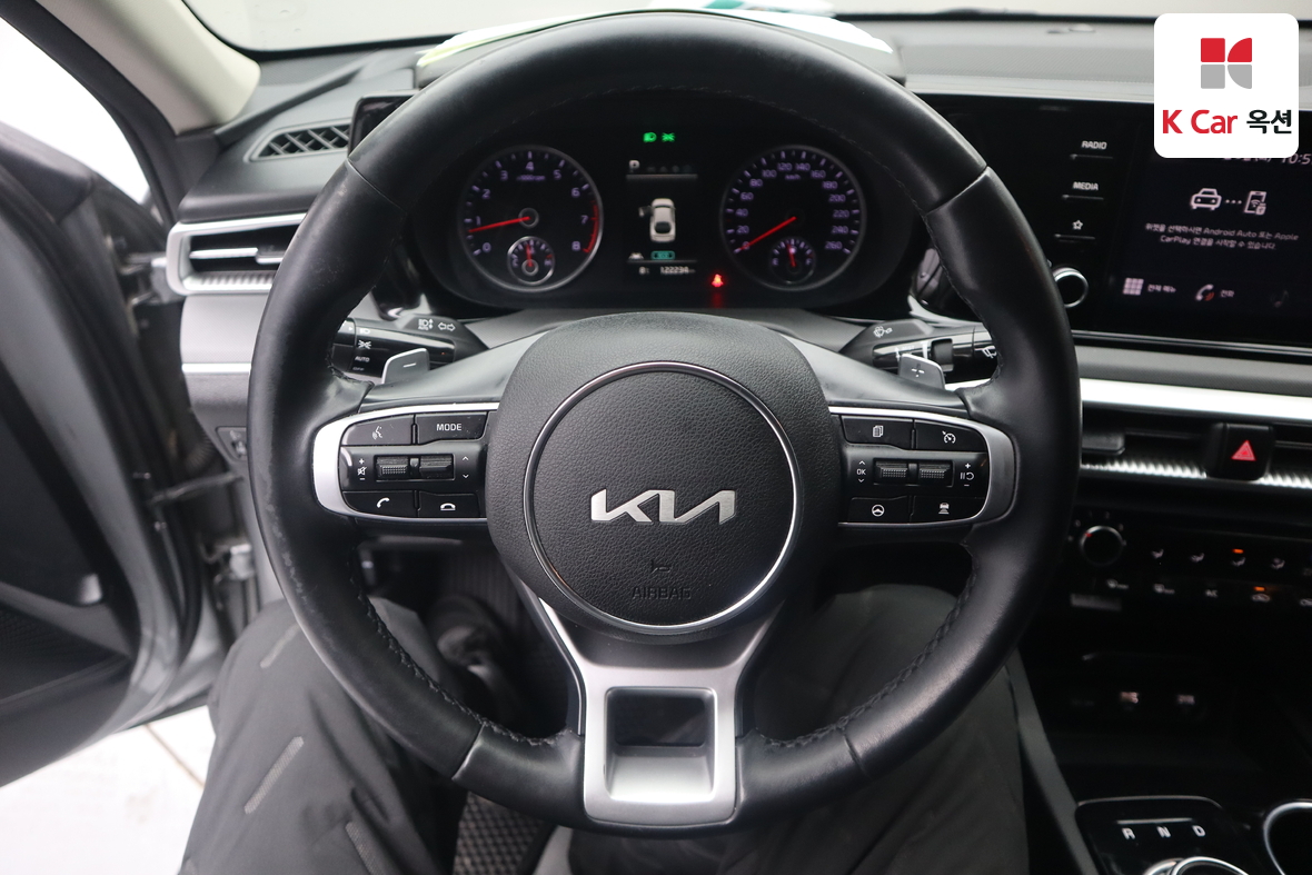 كيا K5 2023 - صورة 10