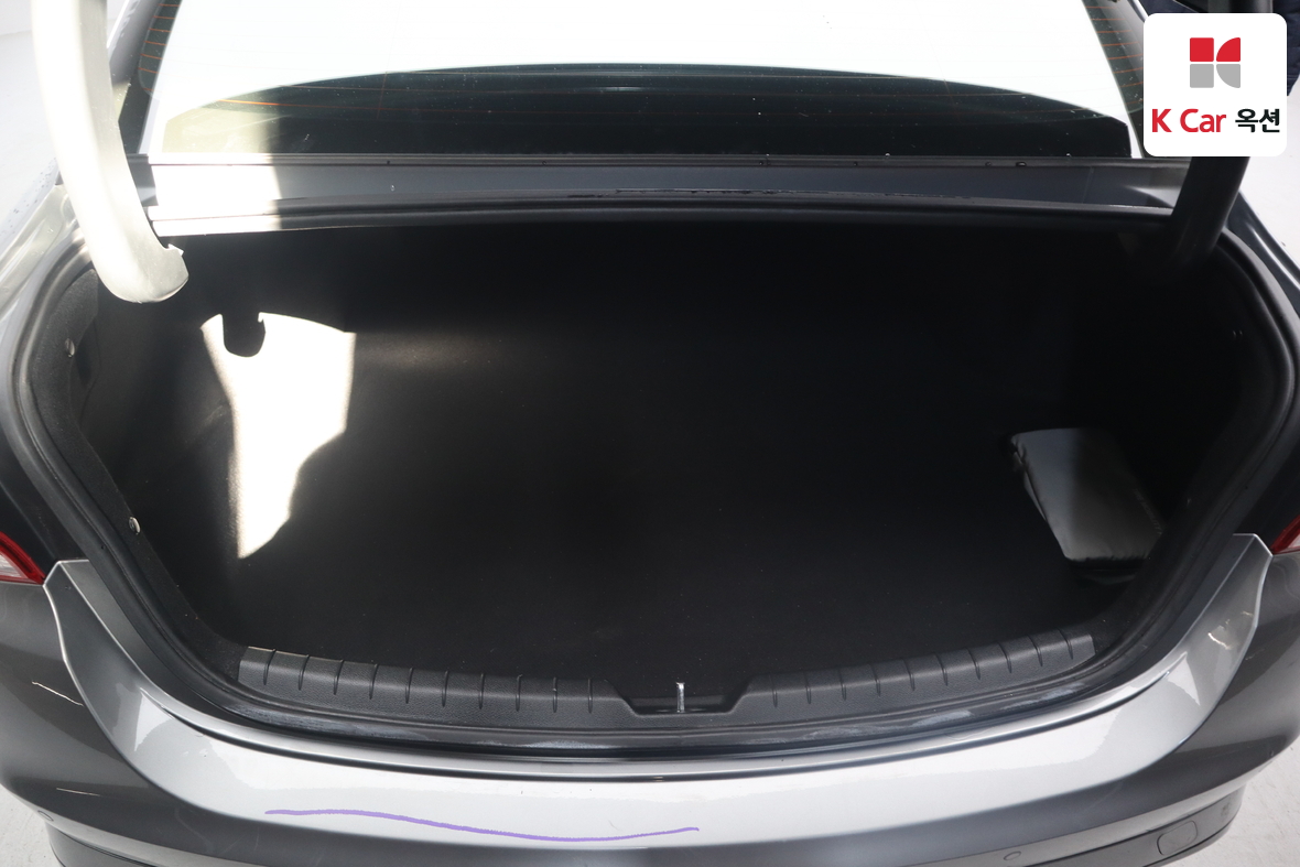 كيا K5 2023 - صورة 25