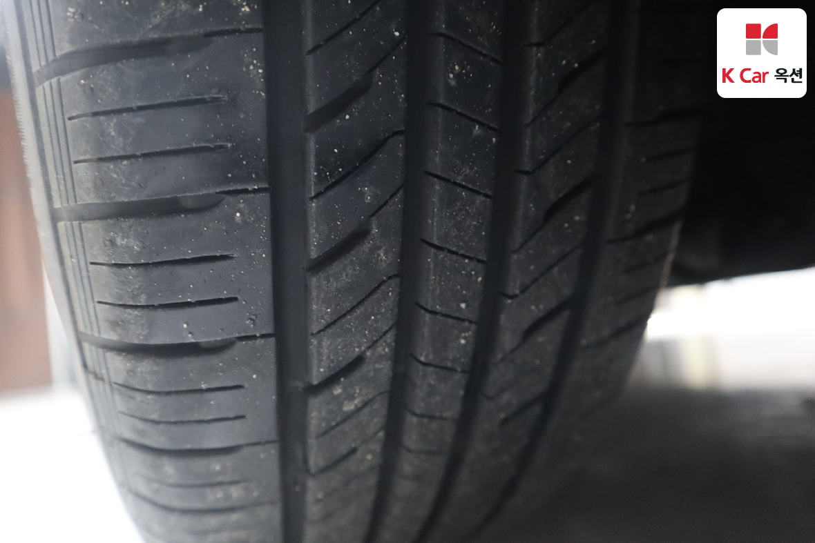 Kia K5 2023 - Image 31