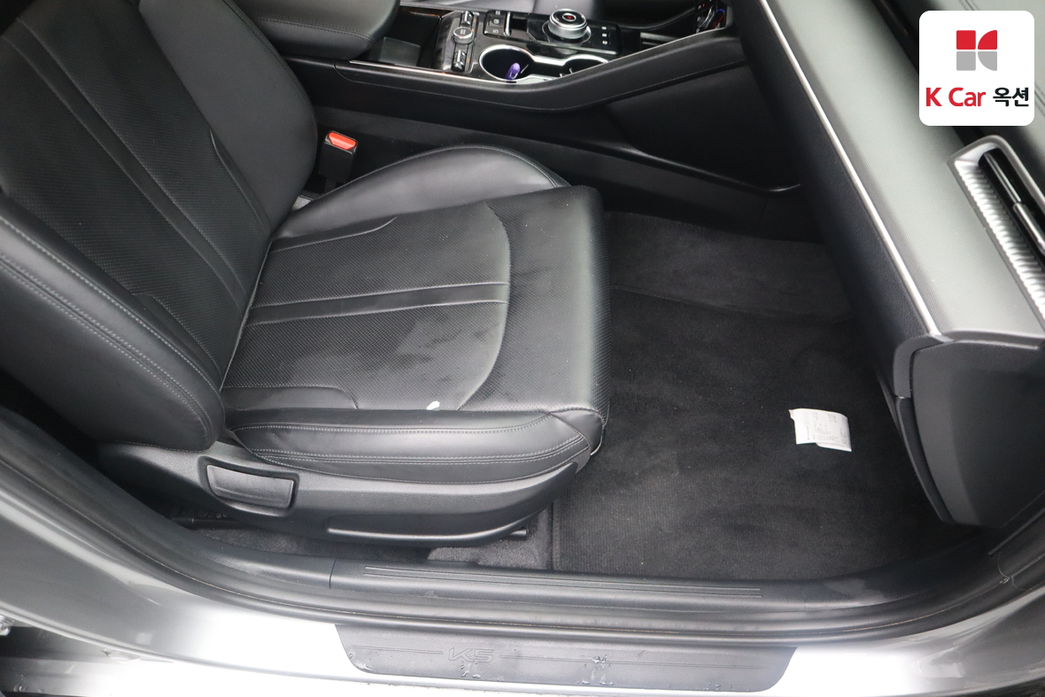 Kia K5 2023 - Image 29