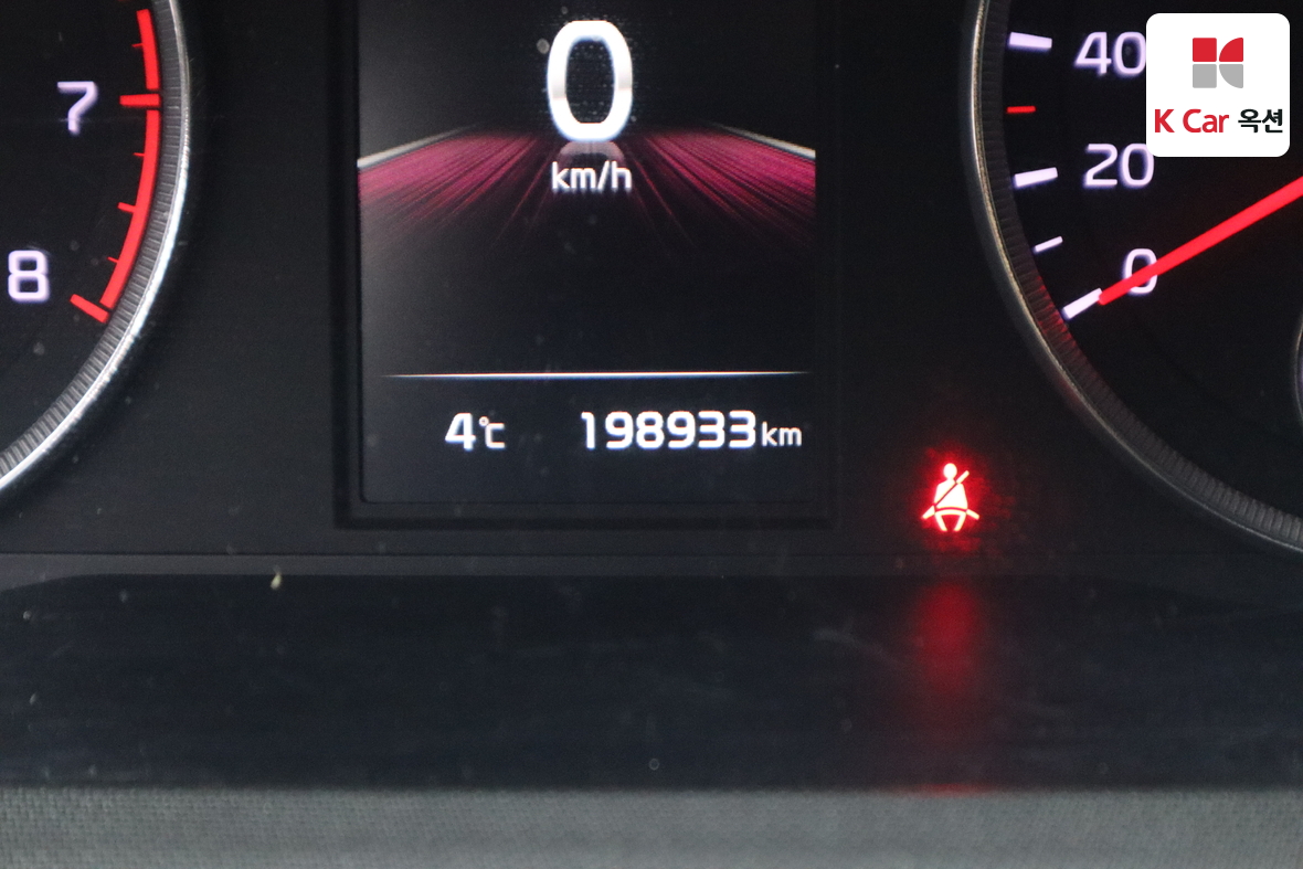 Kia K5 - 4