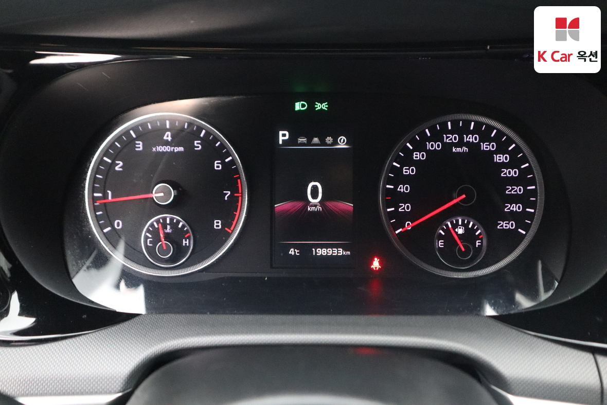 Kia K5 - 5