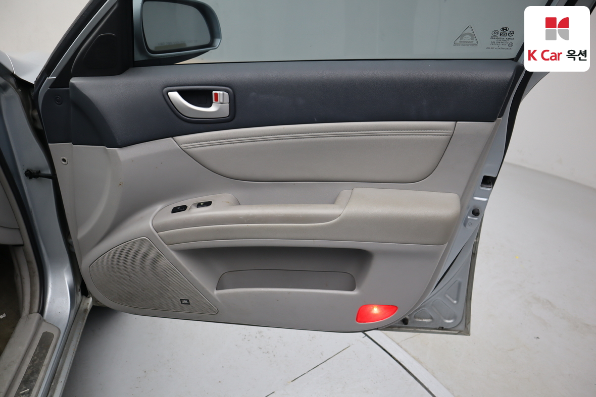 Hyundai Sonata 2006 - Image 26