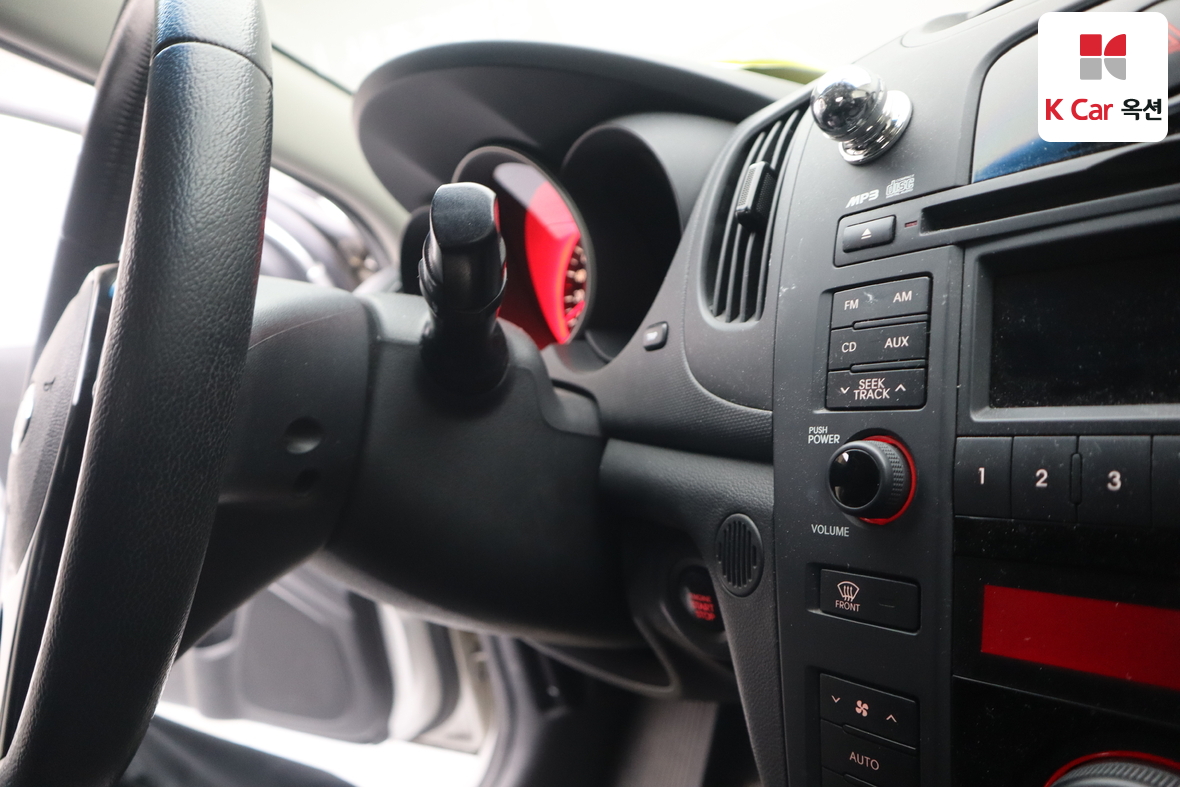 Kia Forte 2009 - Image 11